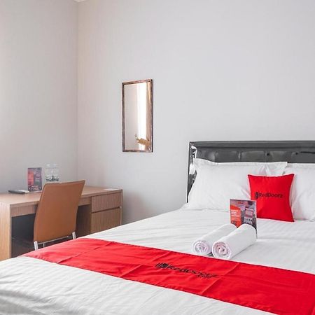 Reddoorz Near Siloam Karawaci 3 Hotel Tangerang Kültér fotó