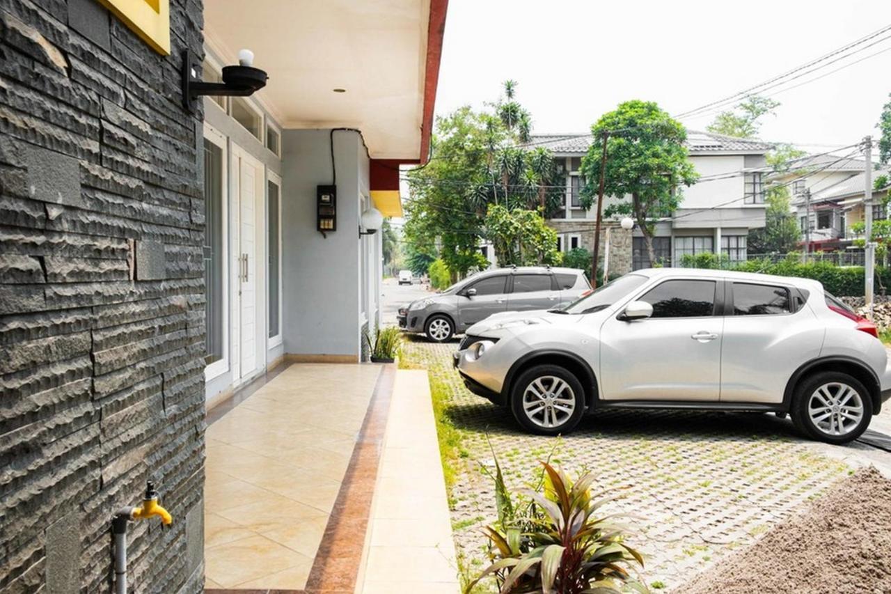 Reddoorz Near Siloam Karawaci 3 Hotel Tangerang Kültér fotó