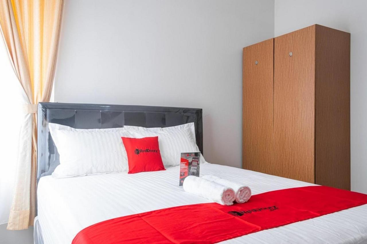 Reddoorz Near Siloam Karawaci 3 Hotel Tangerang Kültér fotó