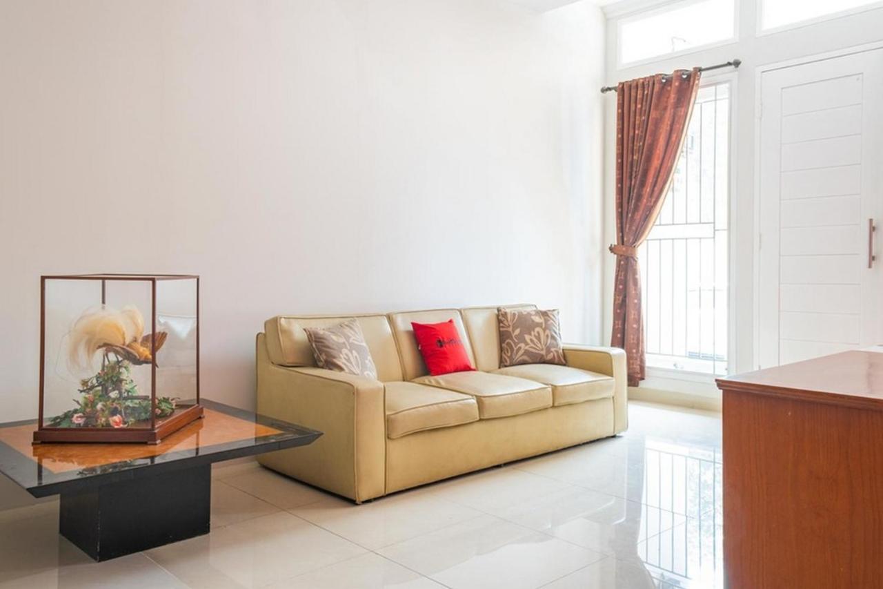 Reddoorz Near Siloam Karawaci 3 Hotel Tangerang Kültér fotó