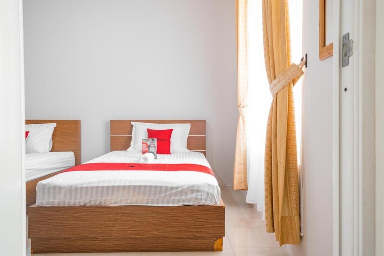 Reddoorz Near Siloam Karawaci 3 Hotel Tangerang Kültér fotó